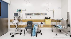 Labor promises b for hospitals - TA NEA - TA NEA