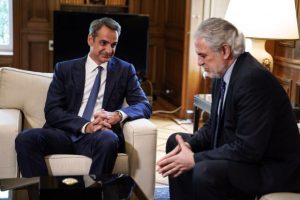 Christos Stylianides; European Commissioner; Kyriakos Mitsotakis; Maximos Mansion; meeting; Prime Minister; Ευρωπαίος Επίτροπος; Κυριάκος Μητσοτάκης; Μέγαρο Μαξίμου; Πρωθυπουργός; Χρήστος Στυλιανίδης; συνάντηση; - TA NEA - TA NEA