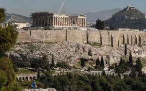 times-apofasi-orosimo-gia-ta-glupta-tou-parthenona-o-epanapatrismos-tis-metopis-apo-to-loubro - TA NEA - TA NEA