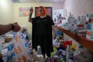 Travel agent Anna Koval works in a volunteer centre helping participants of protests against presidential election results in Minsk - TA NEA - TA NEA