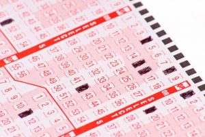 Australian-couple-buy-450000-lottery-ticket-by-accident - TA NEA - TA NEA