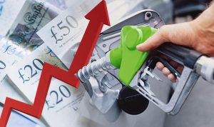 petrol-diesel-fuel-price-increase-UK-weekend-945561 - TA NEA - TA NEA