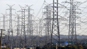 Warning of more power shortfalls as PM holds crisis meeting - TA NEA - TA NEA
