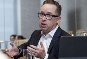 Qantas - Alan Joyce - TA NEA - TA NEA
