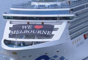 First Cruise ship in Melbourne2 - TA NEA - TA NEA
