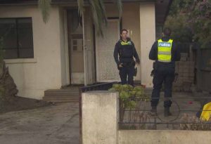 Looting of flood-hit homes in Melbourne - TA NEA - TA NEA
