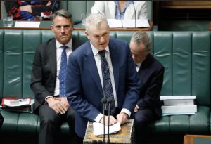 Labor gets its workplace reform through 636 - TA NEA - TA NEA