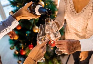 More than one in three Aussie businesses cancelled Christmas parties due to cost - TA NEA - TA NEA