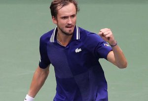 Tennis Australia rejects calls to ban Russian - TA NEA - TA NEA