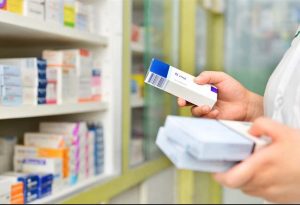 A growing number of Aussies are choosing between crucial medication and food amid cost of living crisis - TA NEA - TA NEA