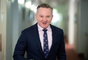 Bowen says government won - TA NEA - TA NEA