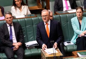 PM announces 15 billion - TA NEA - TA NEA