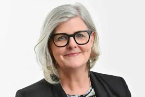 sam-mostyn - TA NEA - TA NEA