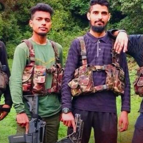 One of the Kashmir shooters was a former paratrooper of the Pakistan Army's Special Services