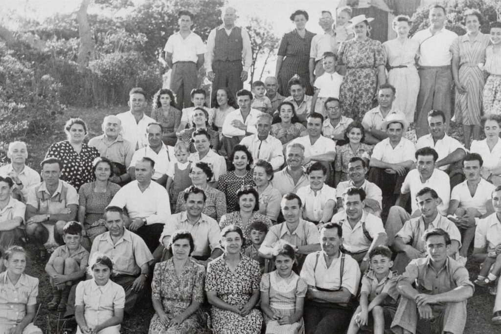 Greek migrant narratives in the Finding Home Exhibition