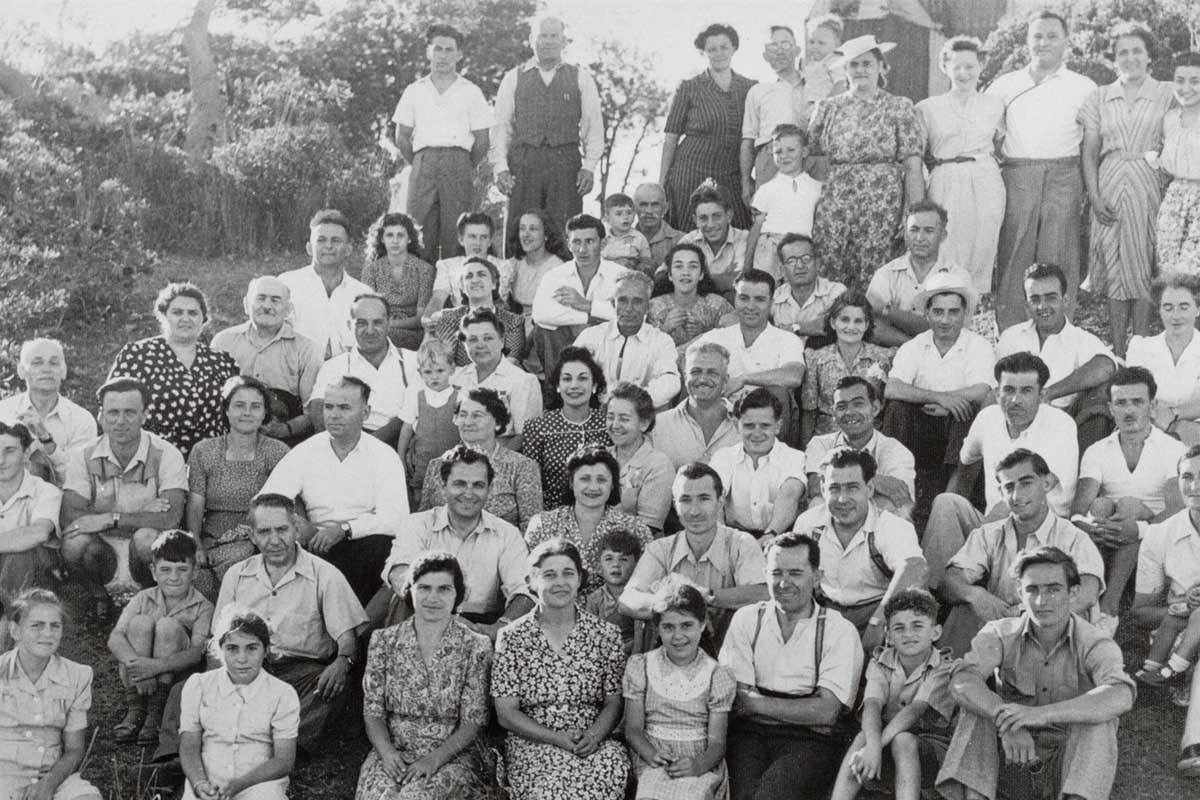 Greek migrant narratives in the Finding Home Exhibition