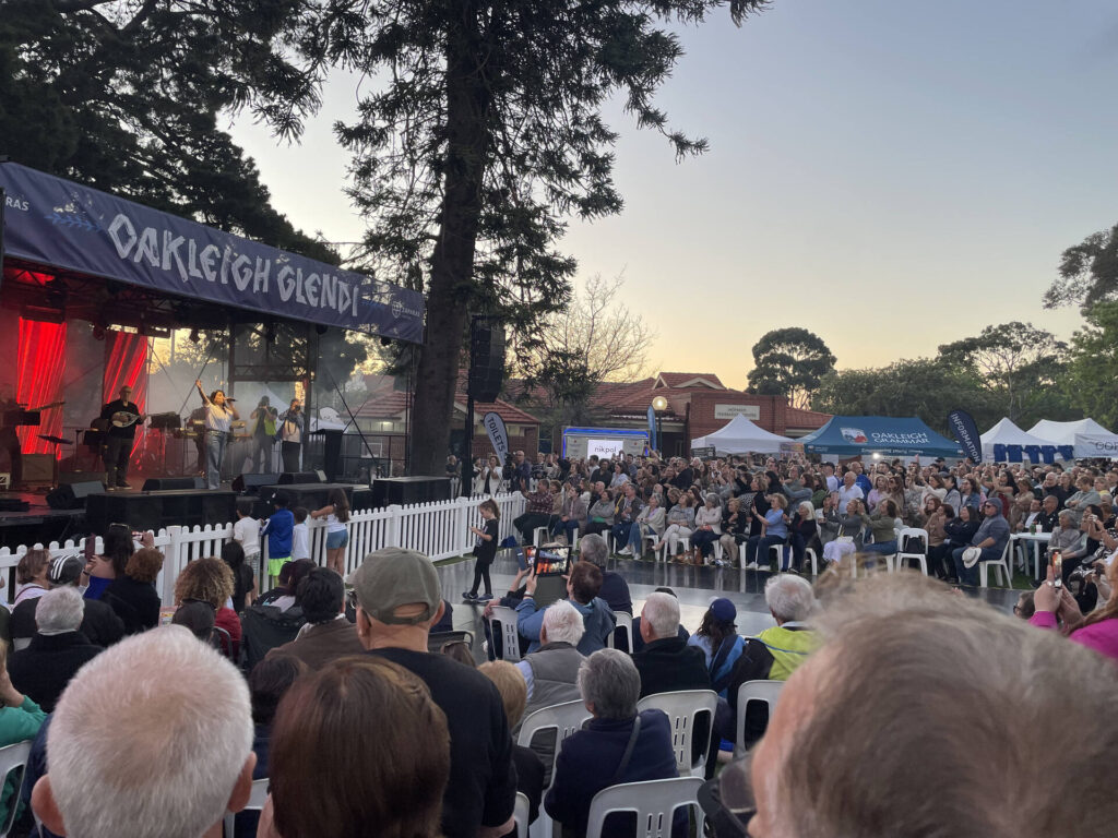 SaltionstageOakleigh_88322 - TA NEA