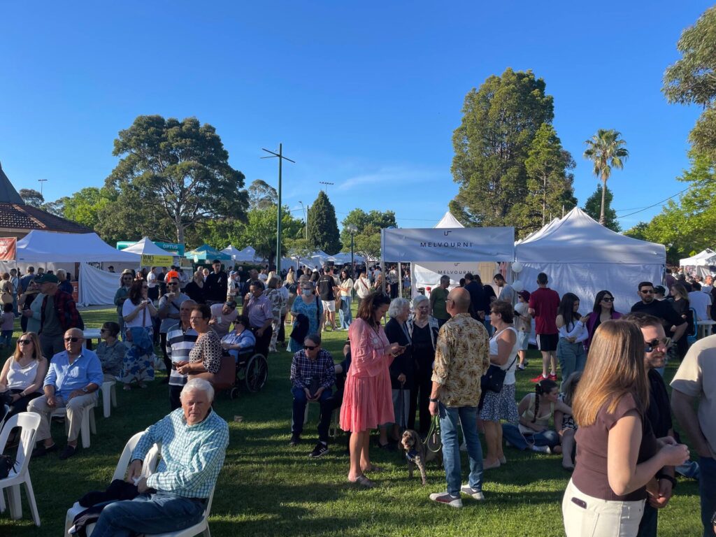 fullparkOakleighGlen_88379 - TA NEA