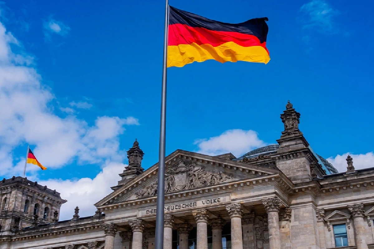 Germany bankrupt - TA NEA