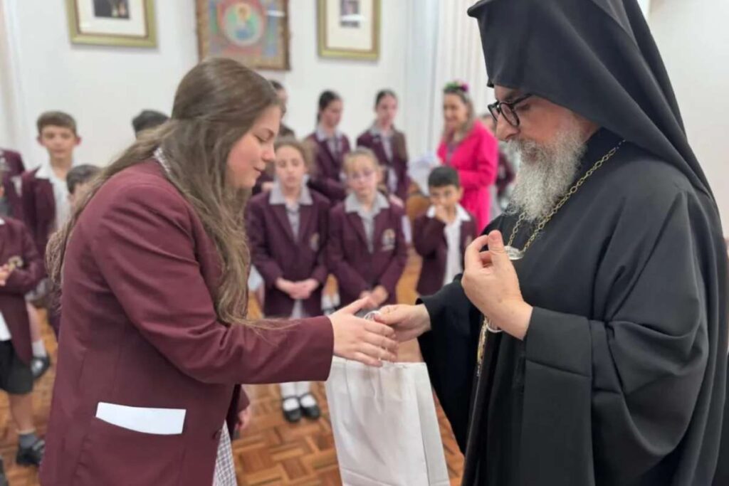 Oakleigh Grammar 2 - TA NEA