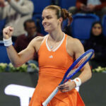 Maria Sakkari stuns Iga Świątek in Doha copy