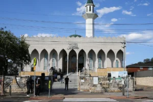 Muslims fear - TA NEA - TA NEA